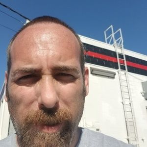 Meet your Posher, Aaron